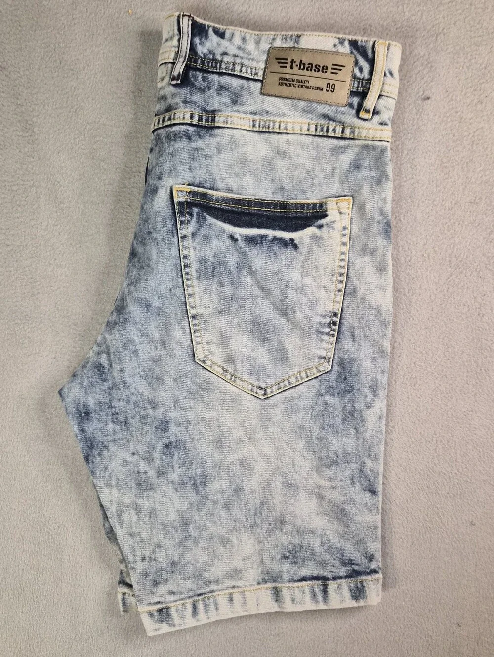 T base Blue acid wash denim shorts jorts size mens 32 waist 21